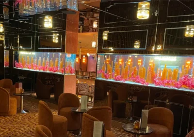 Pair of Restaurant Partition Aquariums (91)