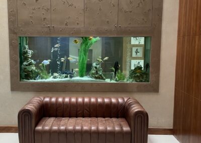 Long Wall Aquarium (93)