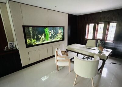 Long Wall Aquarium Hertfordshire (94)